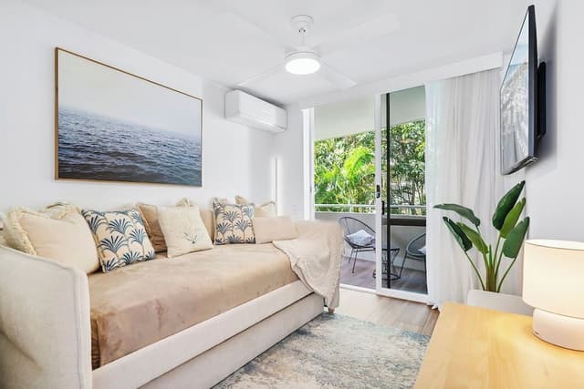 Premium Apartment, 2 Bedrooms, Hot Tub, Mountain View