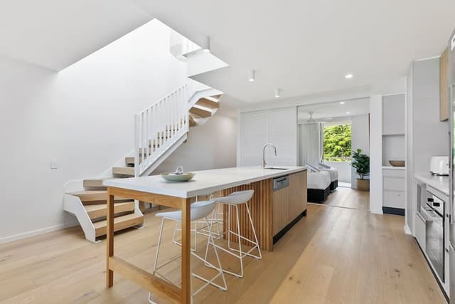 Premium Apartment, 2 Bedrooms, Hot Tub, Mountain View