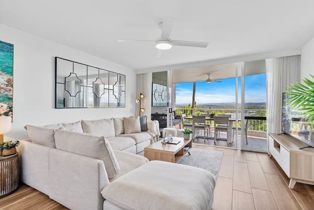 Premium Penthouse, Hot Tub, Mountain View