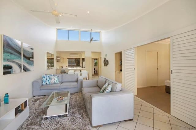 2 Bedroom 2 Bathroom Apartment