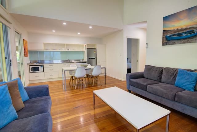 Standard Apartment, 2 Bedrooms, Kitchenette (2 Bath 2 night min)