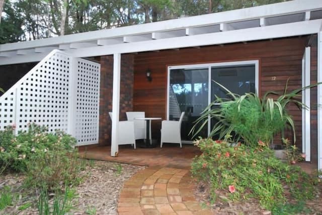 Panoramic Studio Suite, Multiple Beds, Kitchen, Garden View