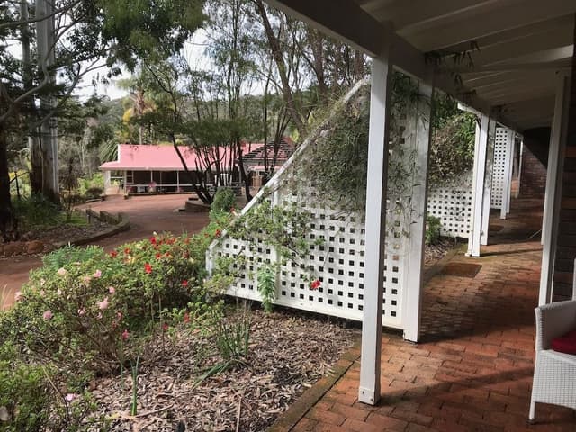 Panoramic Studio Suite, Multiple Beds, Kitchen, Garden View