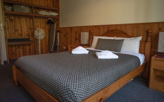Family Chalet, 2 Bedrooms, Terrace, Park View