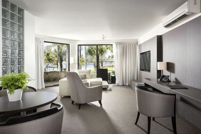 King Suite