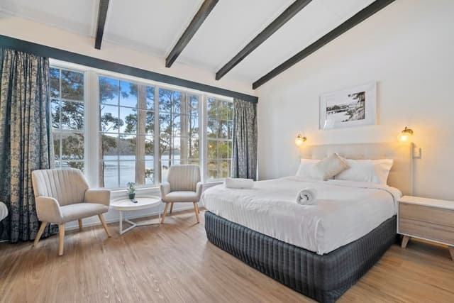 Deluxe Sea View Twin