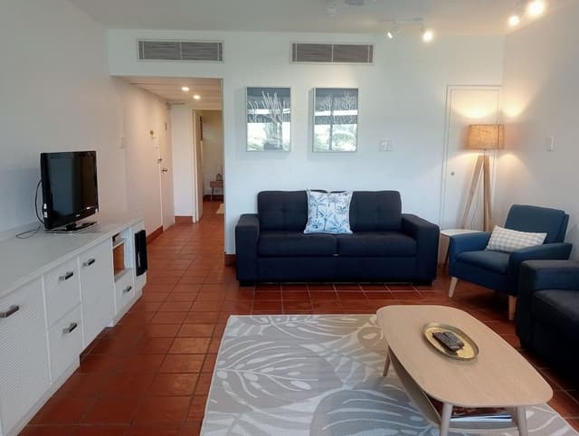 Tropical 1 Bedroom Apartment