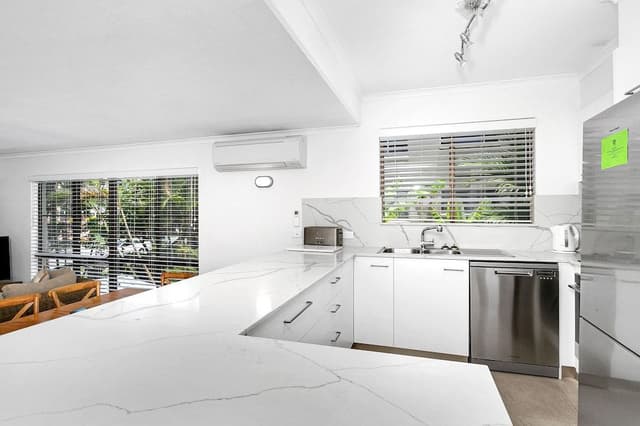 Deluxe Two Bedroom Two Bathroom Apartment