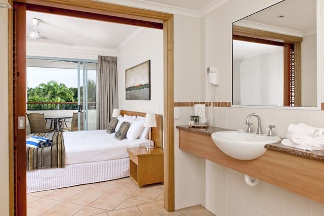 Suite, 2 Bedrooms (Dual Key)