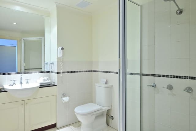 Room (Hotel)