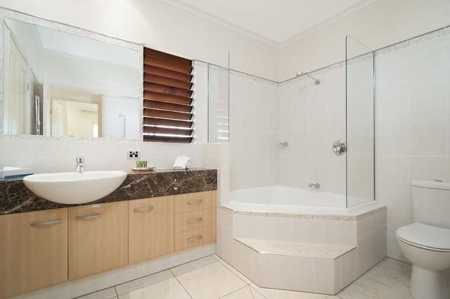 One Bedroom Apartment