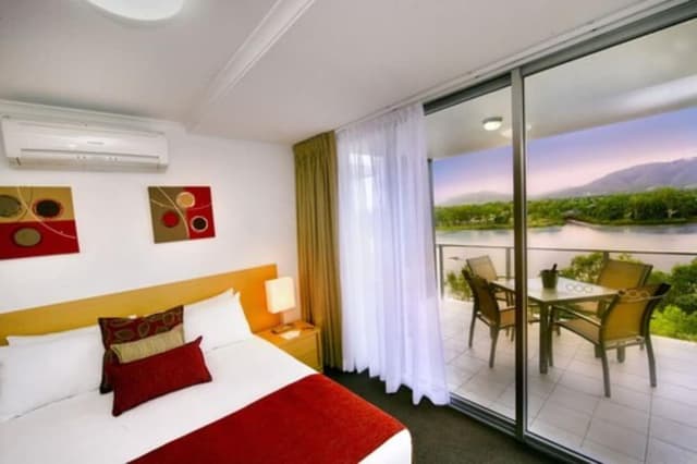 One Bedroom Apartment