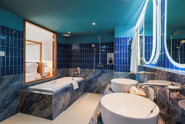 Deluxe Suites