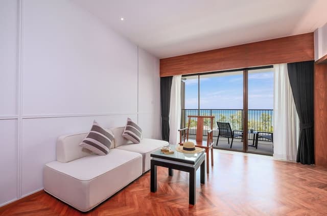 Deluxe Suites