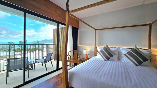 Deluxe Suites