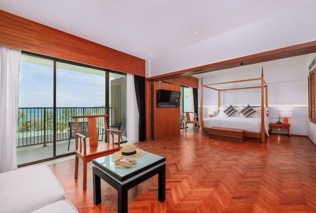 Deluxe Suites
