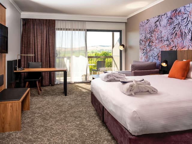 Superior King Room