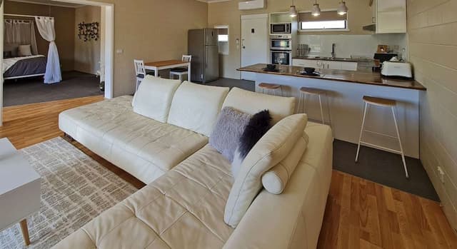 Apartment, 1 Bedroom, Non Smoking (1 King Bed)