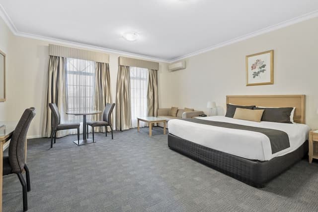 Executive Room, 1 King Bed