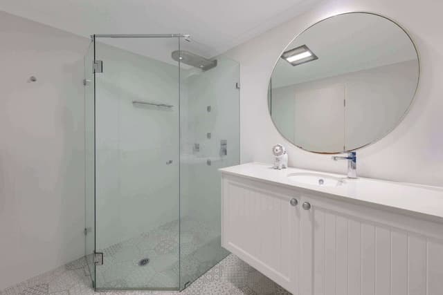 Three Bedroom Deluxe Bayview