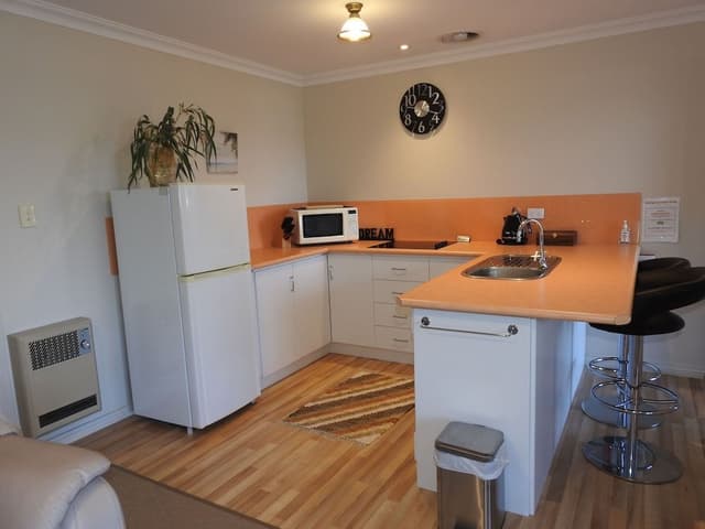 Premium Apartment, 1 King Bed, Bay View, Beachside