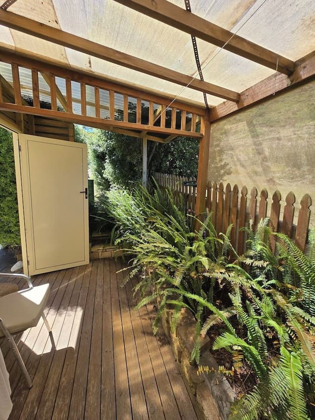 Premium Studio, 1 King Bed, Bay View, Beachside