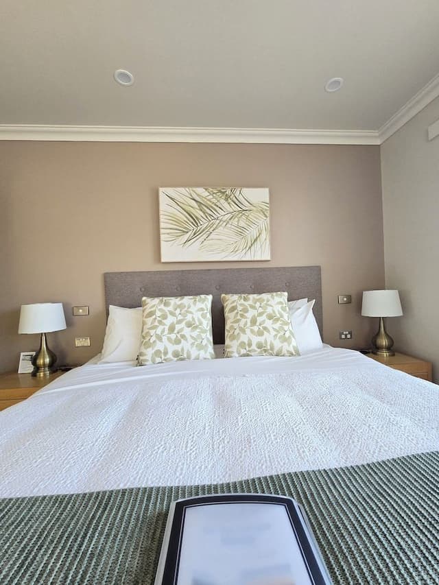 Premium Studio, 1 King Bed, Bay View, Beachside
