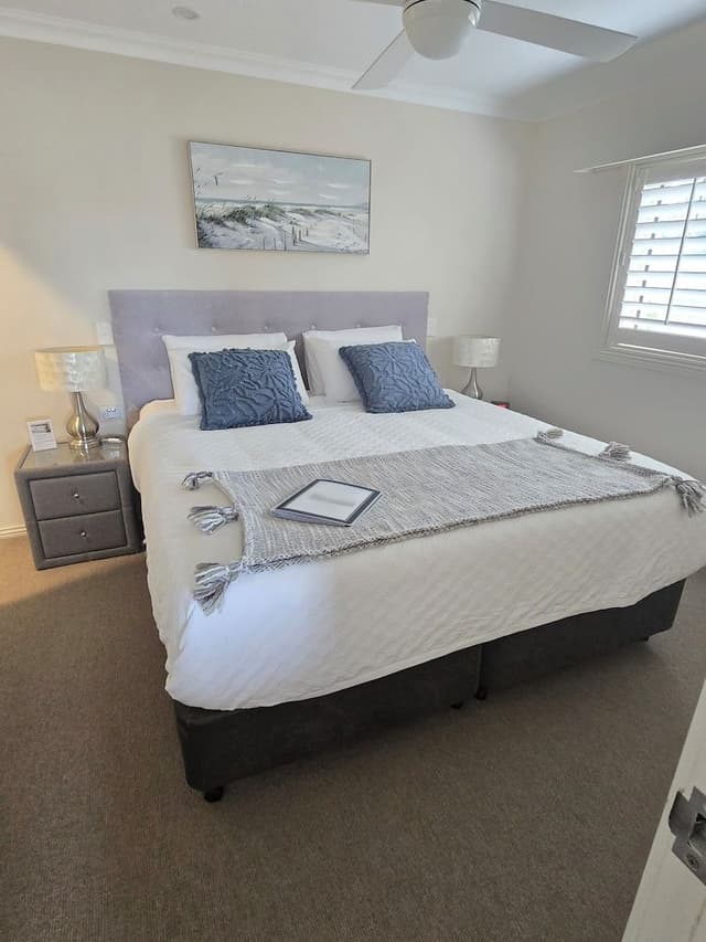 Premium Apartment, 1 King Bed, Bay View, Beachside