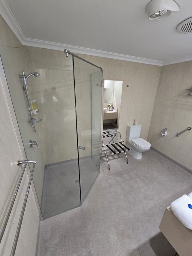 Premium Apartment, 1 King Bed, Bay View, Beachside