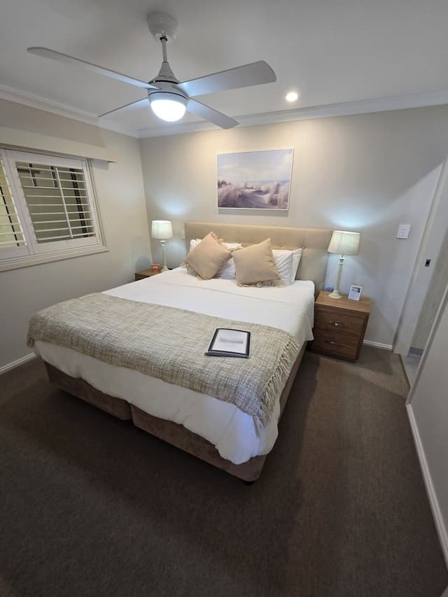 Premium Apartment, 1 King Bed, Bay View, Beachside