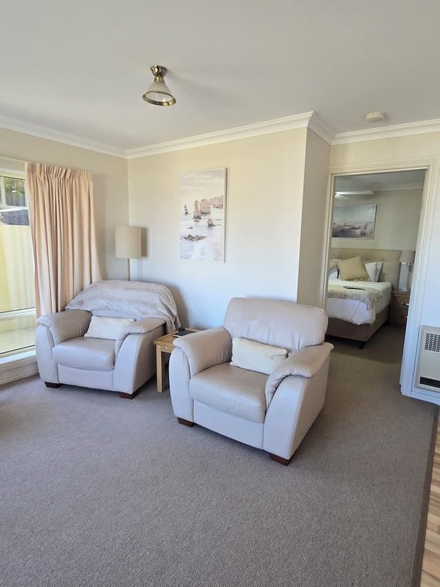 Premium Apartment, 1 King Bed, Bay View, Beachside