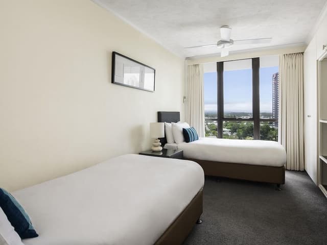 Room, 2 Bedrooms