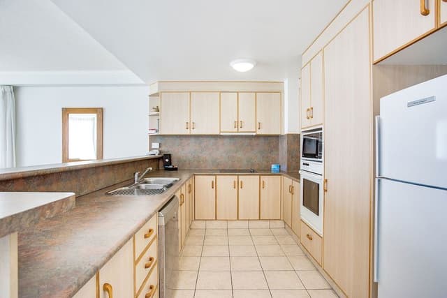 Room, 2 Bedrooms (Ocean)