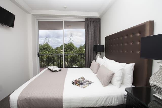 1 Bedroom Superior Apartment