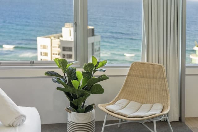 3 Bedroom Beach Apartment