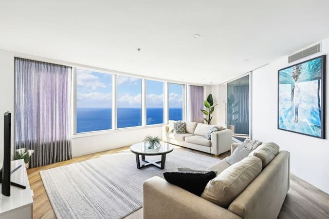 4 Bedroom Ocean Sub-Penthouse