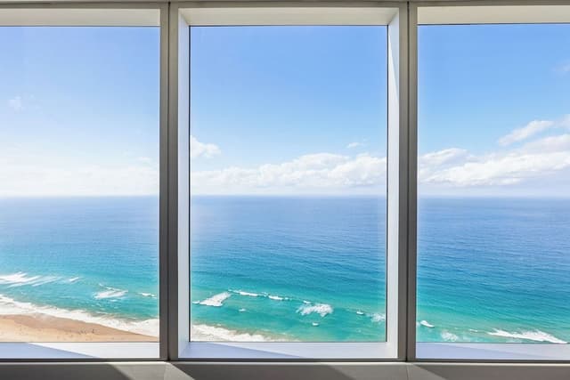 4 Bedroom Ocean Sub-Penthouse