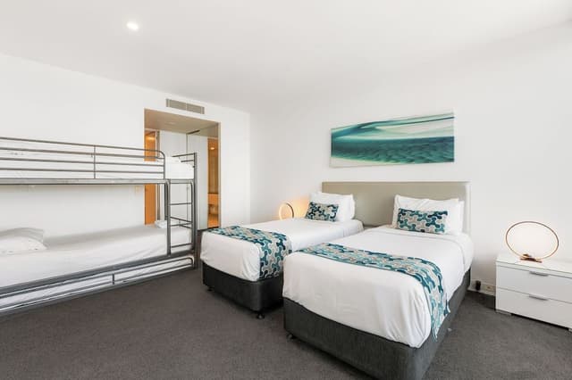 Superior Penthouse, 4 Bedrooms, Bathtub, Ocean View