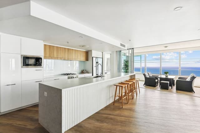 4 Bedroom Ocean Sub-Penthouse