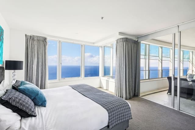 4 Bedroom Ocean Sub-Penthouse