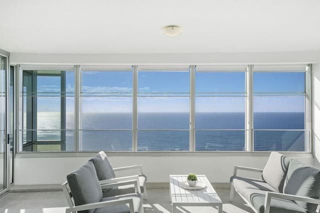 4 Bedroom Sub-Penthouse (North)