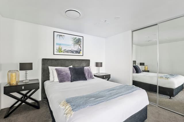 4 Bedroom Ocean Sub-Penthouse