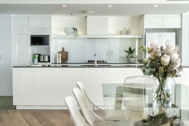 4 Bedroom Sub-Penthouse (North)