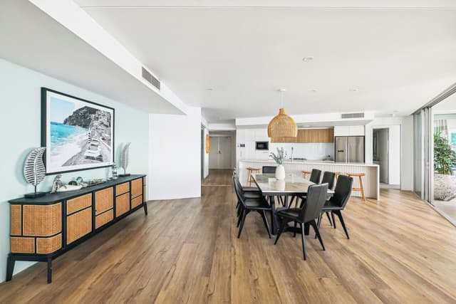 4 Bedroom Ocean Sub-Penthouse