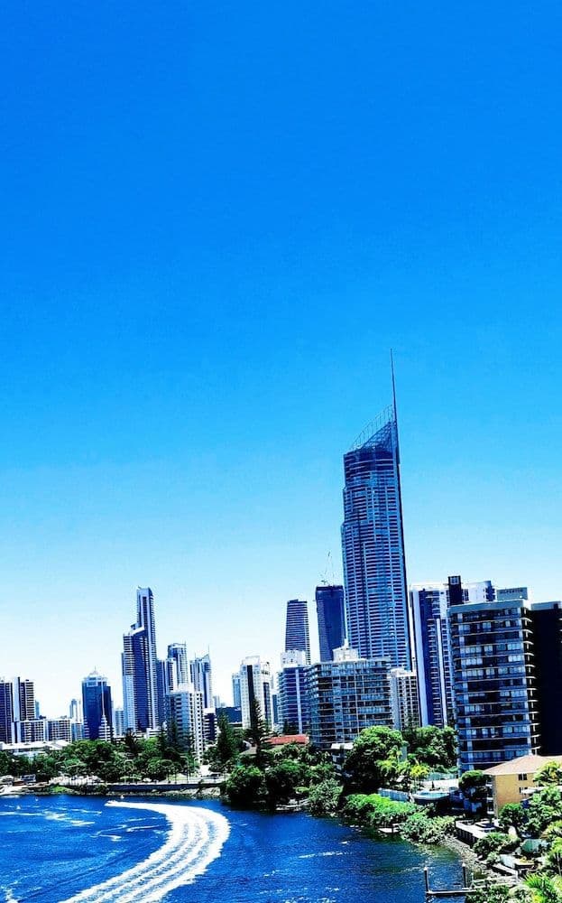 Riverfront View, 2 Bedrooms 2 Bathrooms Apartment with Balcony (2 Nights)