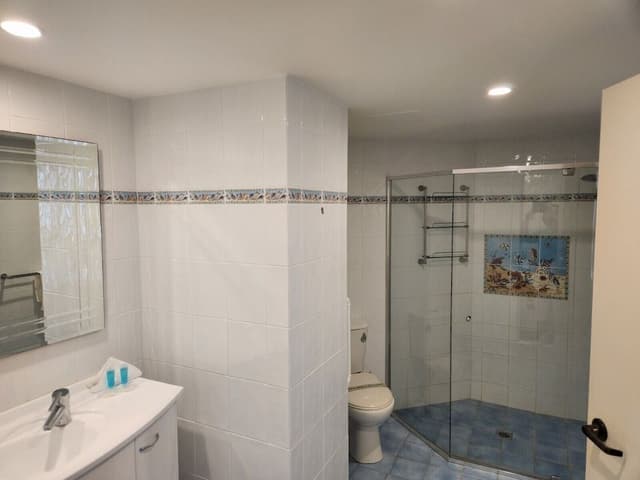 Standard 2 Bedrooms, 2 Bathrooms Apartment with Balcony (5 Nights)