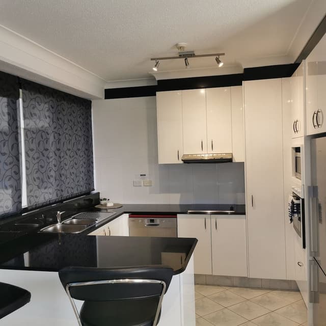 Riverfront View, 2 Bedrooms 2 Bathrooms Apartment with Balcony (2 Nights)