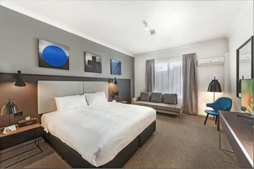 Superior King Room
