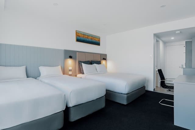 Family Room, Multiple Beds