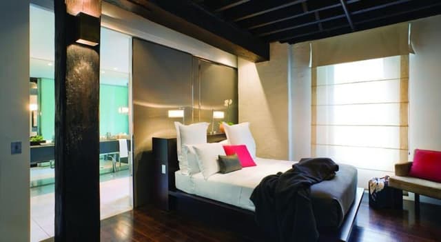 Establishment Room